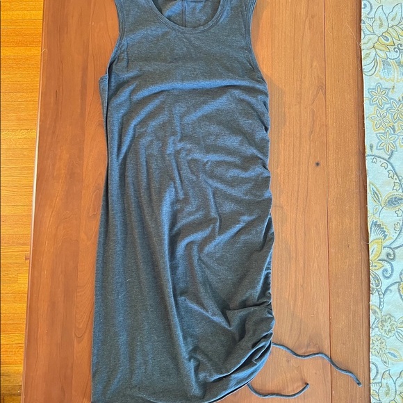 Cinch It Dress lululemon - Picture 3 of 3